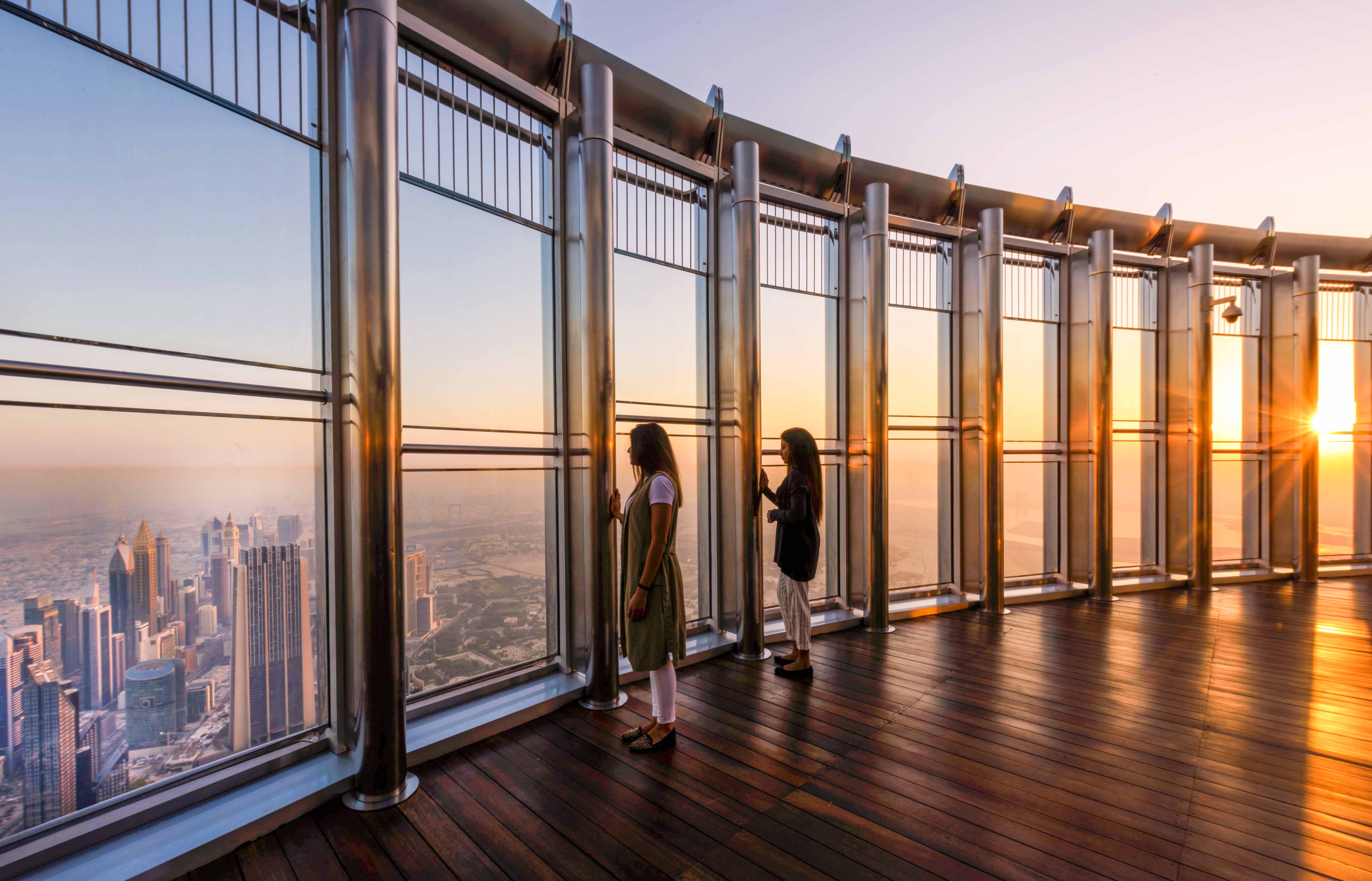 burj khalifa at the top sky