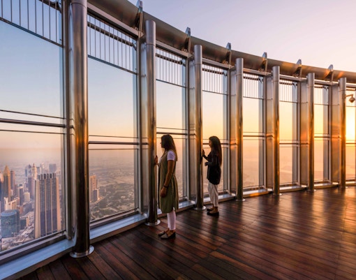 burj khalifa at the top sky