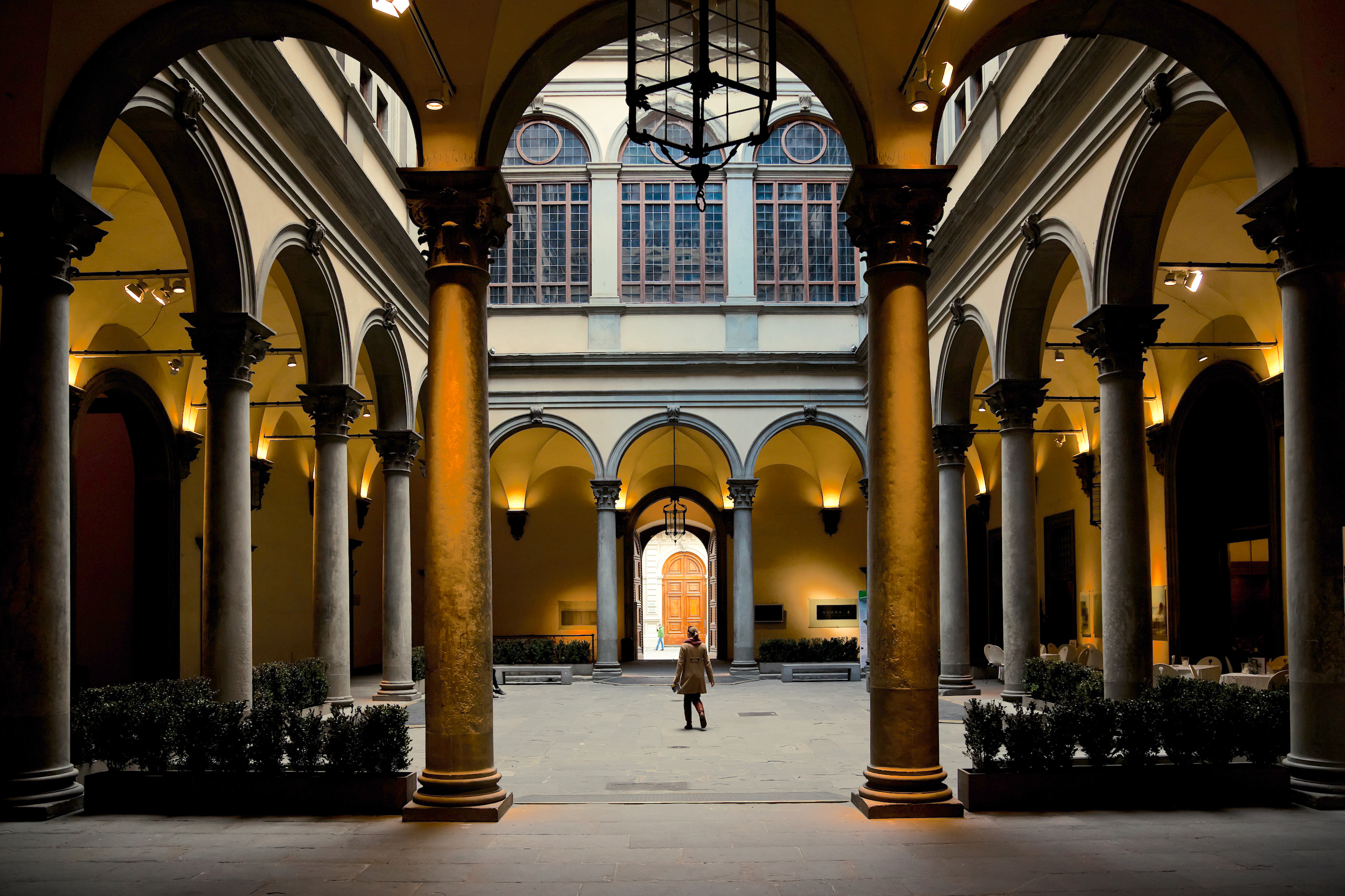 Best time to Visit Strozzi Palace