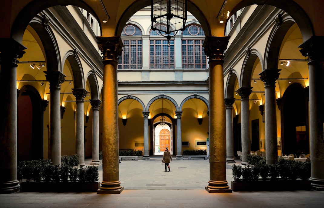 Best time to Visit Strozzi Palace