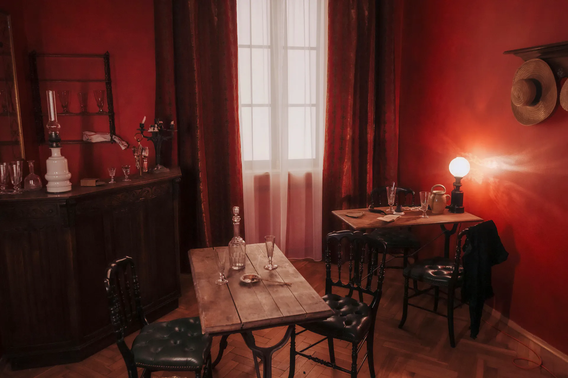 Van Gogh & Vincent Immersive Exhibition Tickets in Krakow Image 6