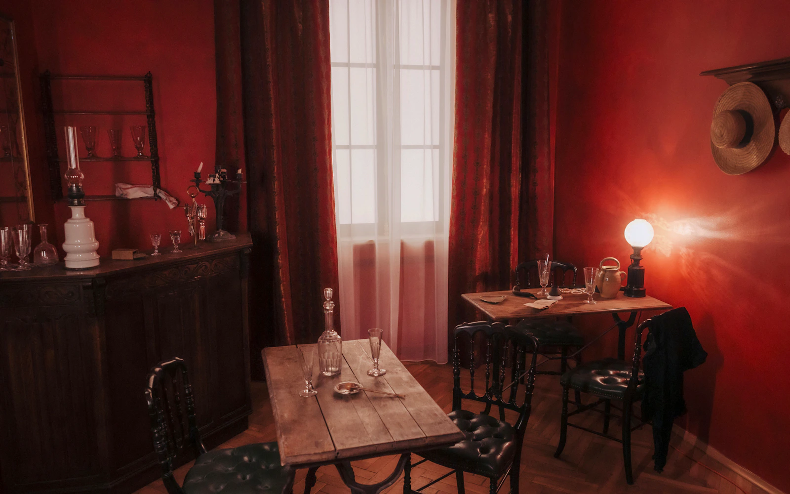 Van Gogh & Vincent Immersive Exhibition Tickets in Krakow Image 6