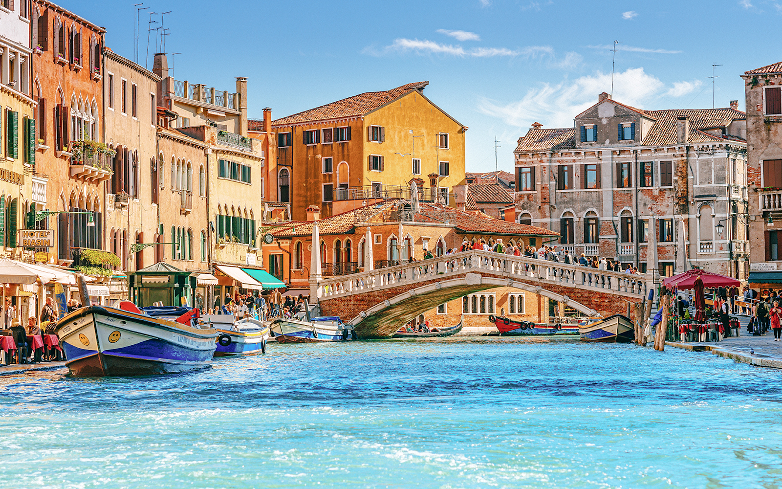 Cannaregio, showing Ponte delle Guglie (Bridge of Spires) in Venice, Italy