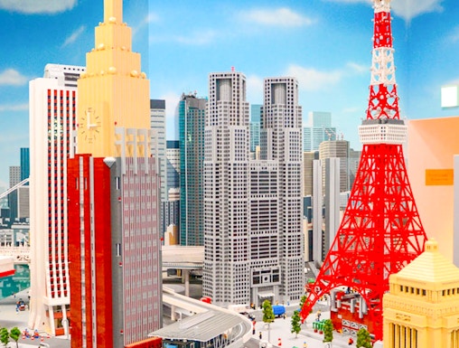 LEGO model of Tokyo skyline featuring Tokyo Tower at LEGOLAND Discovery Center Tokyo.