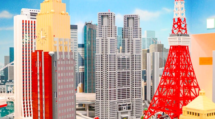 LEGO model of Tokyo skyline featuring Tokyo Tower at LEGOLAND Discovery Center Tokyo.