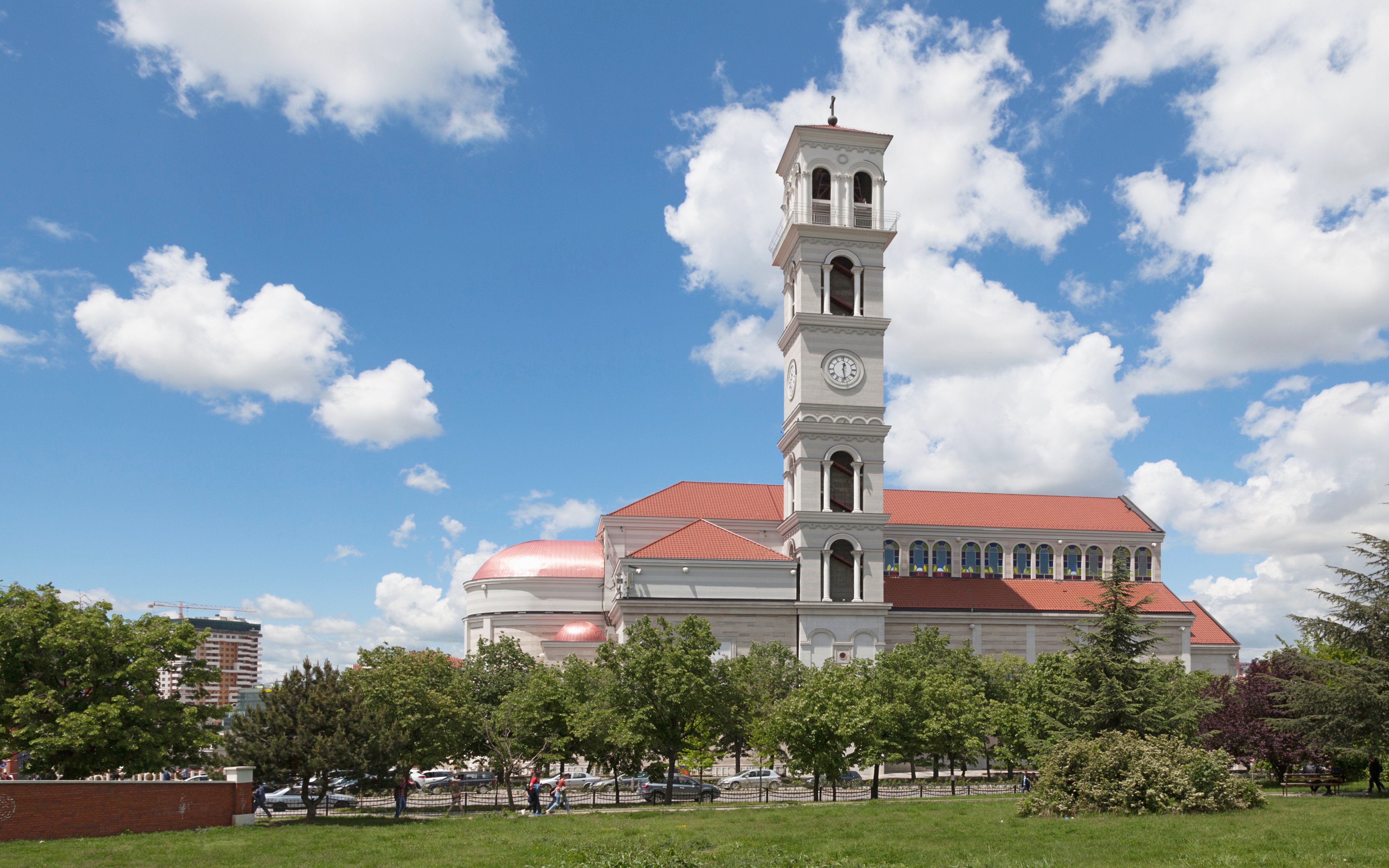 Catedrala Sfânta Maica Tereza