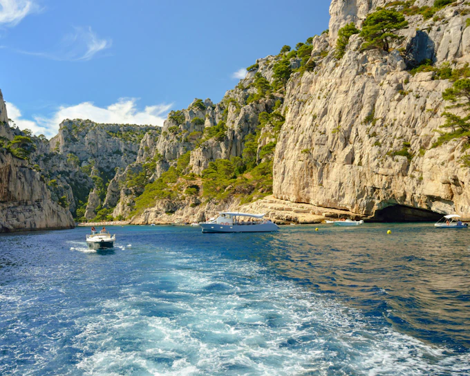 Calanques Exploration Boat Tour