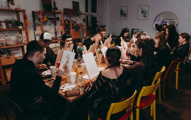 krakow sip & paint workshop with unlimited wine & prosecco-2