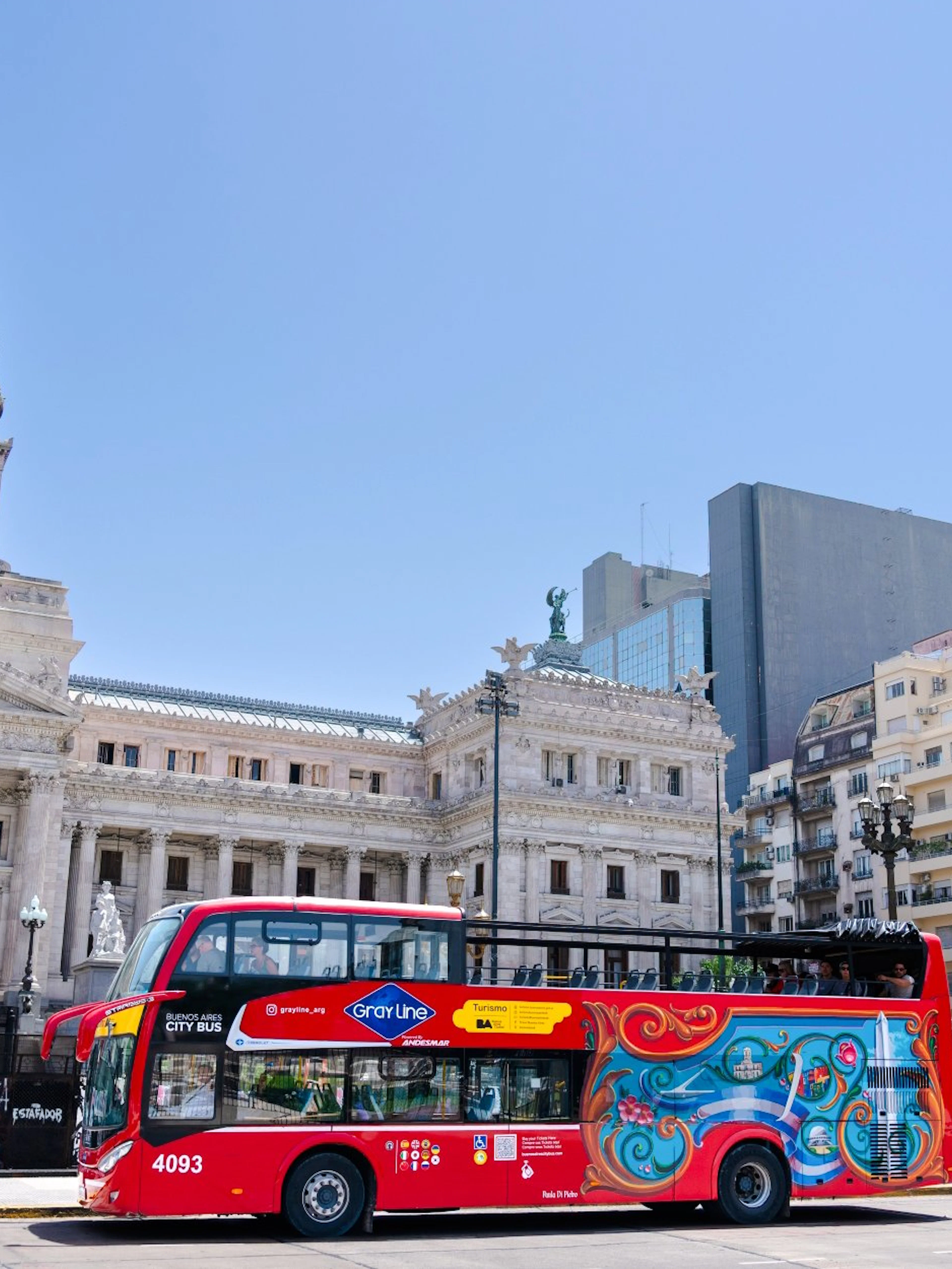 Buenos Aires hop-on hop-off bus in front of Argentine National Congress.