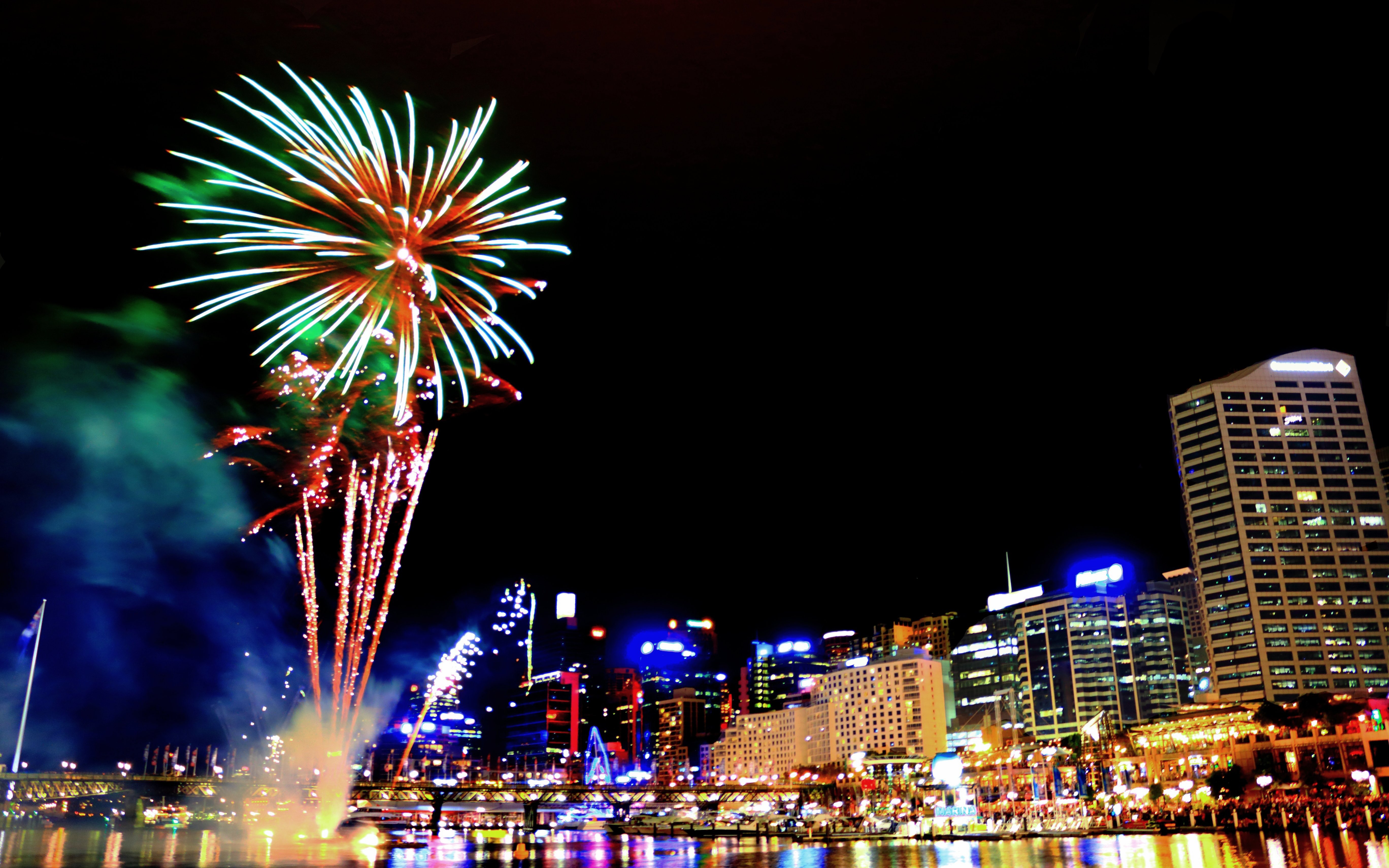 Fireworks at the Darling Harbour Sydney