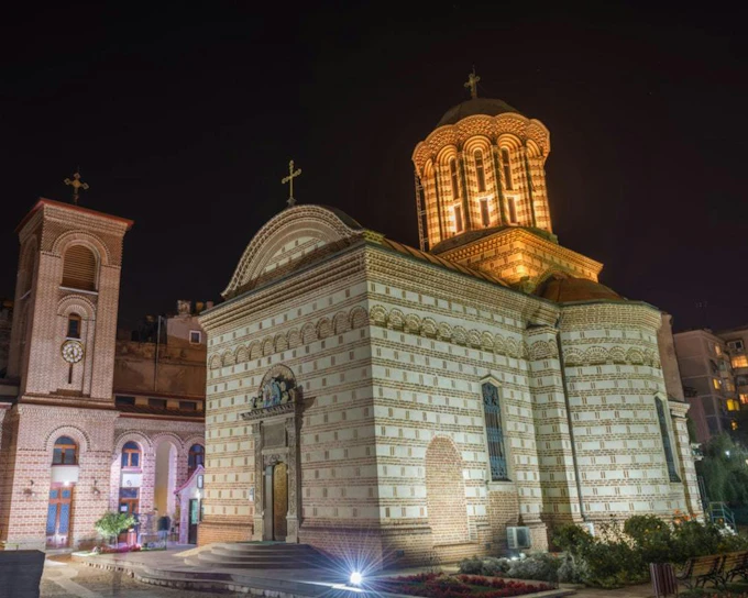 Haunted Bucharest: Self-Guided City Exploration Game