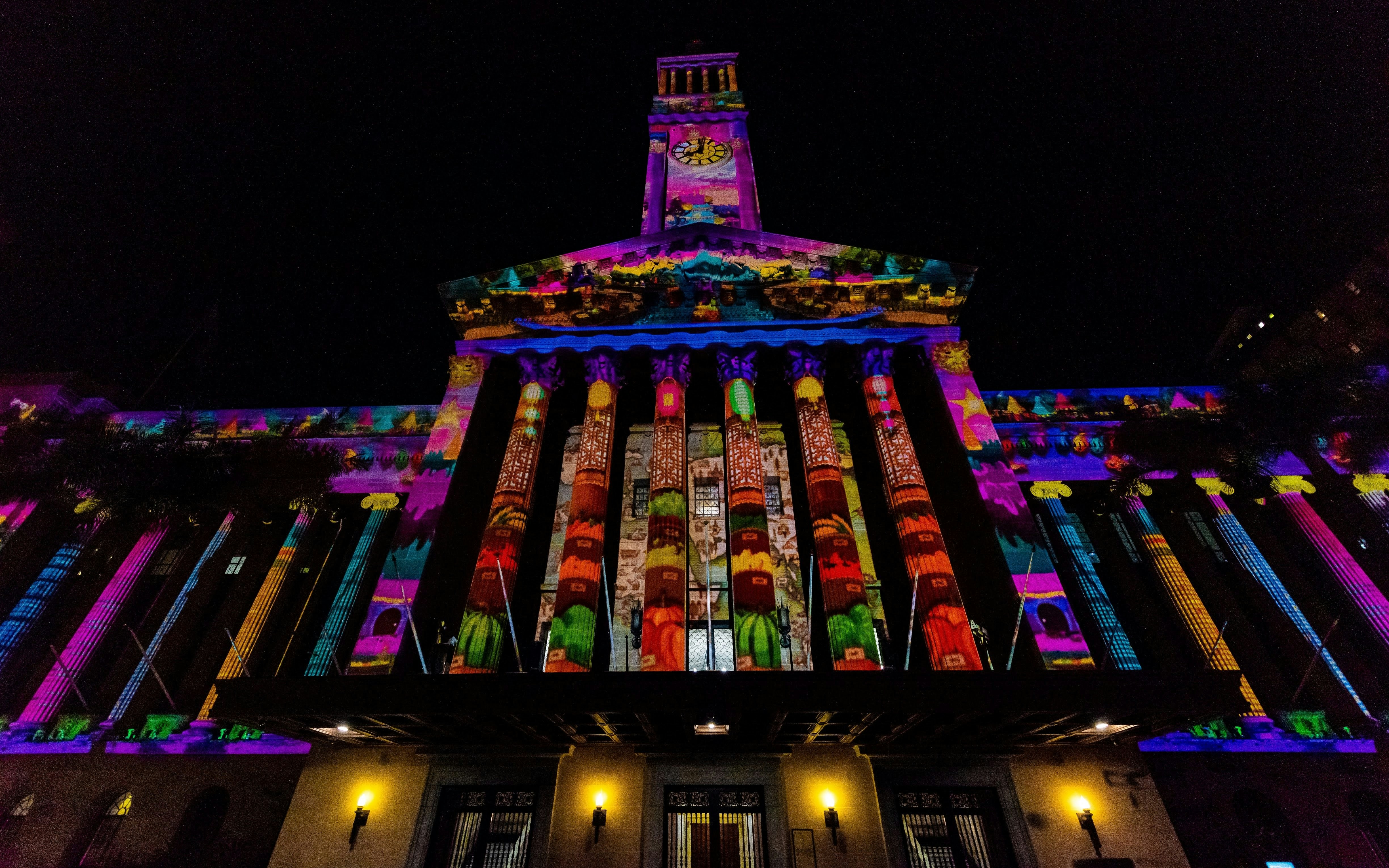 Brisbane City Hall light up with christmas lights