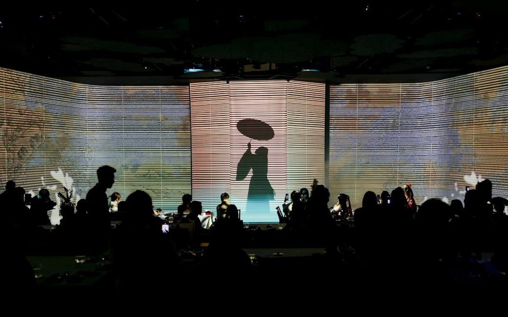 Shadow performance at Taste of China Immersive Restaurant, Shanghai.