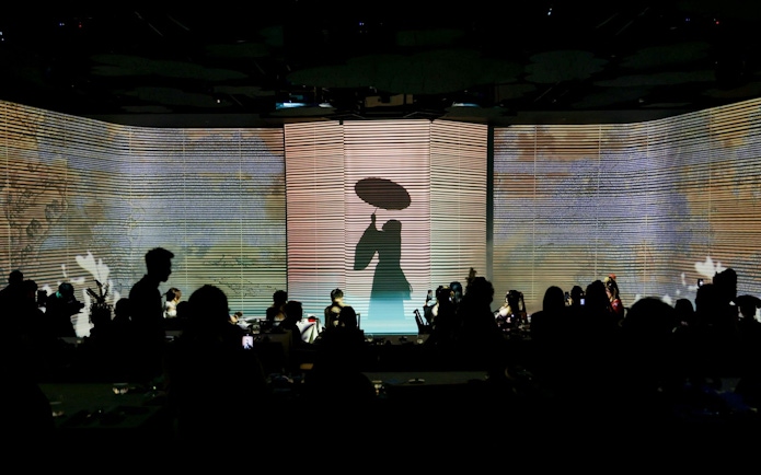 Shadow performance at Taste of China Immersive Restaurant, Shanghai.
