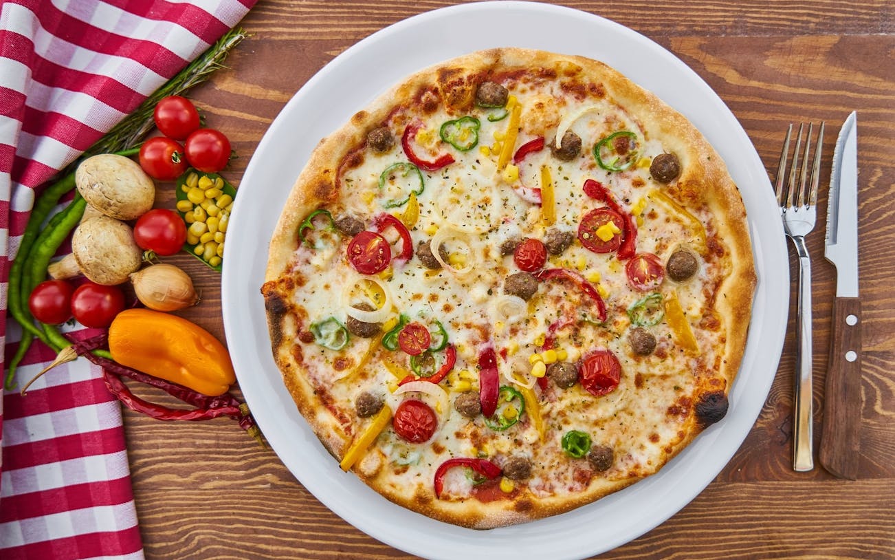 taormina pizza-making cooking class with sicilian cheese and wine tasting-4