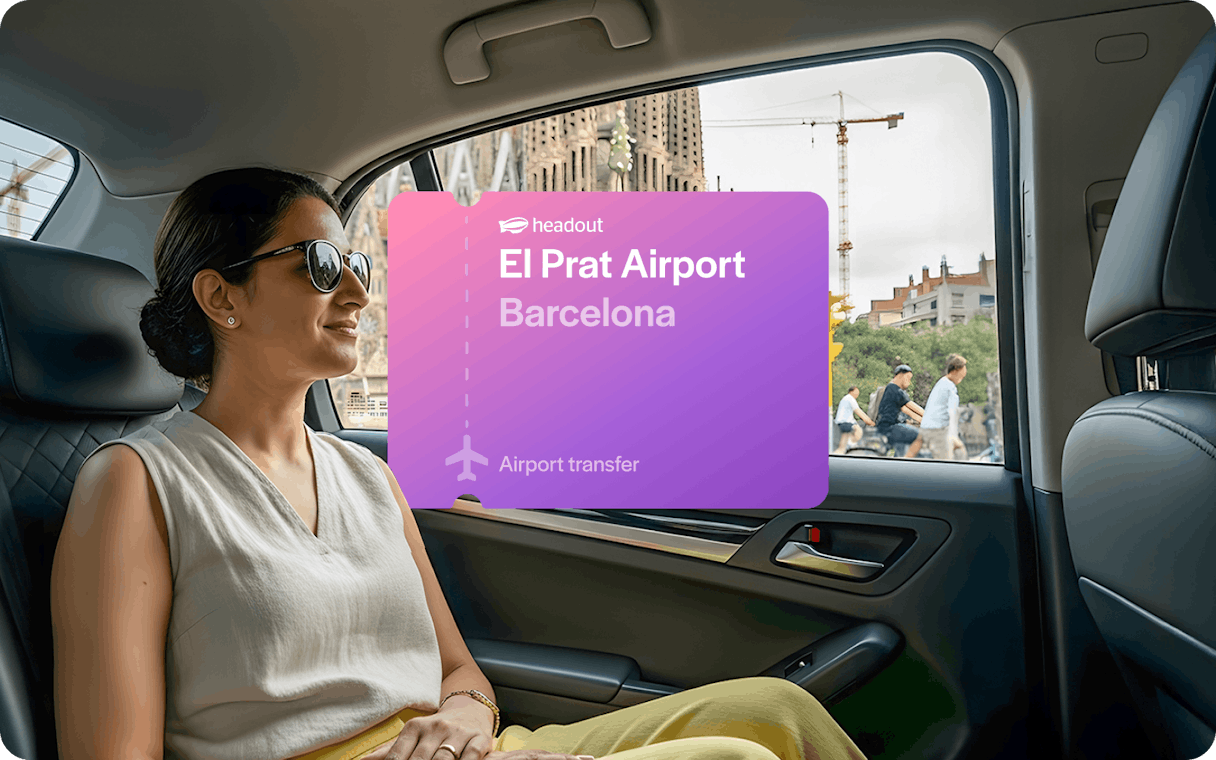 Private car transfer from Barcelona El Prat Airport with view of Sagrada Familia.