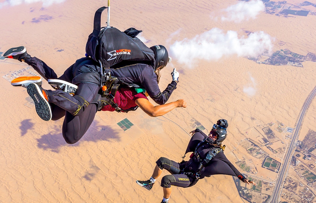 Skydive Dubai - Desert dropzone