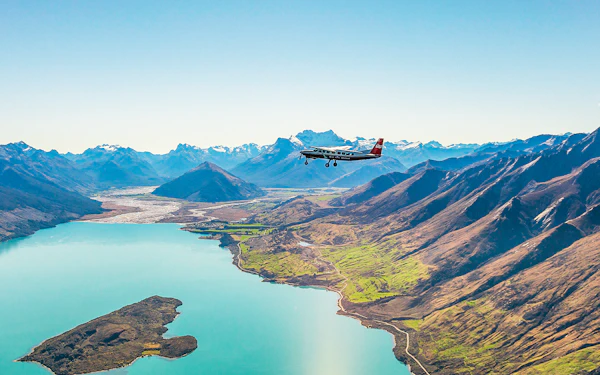 From Queenstown: Milford Sound Fly-Cruise-Heli Tour