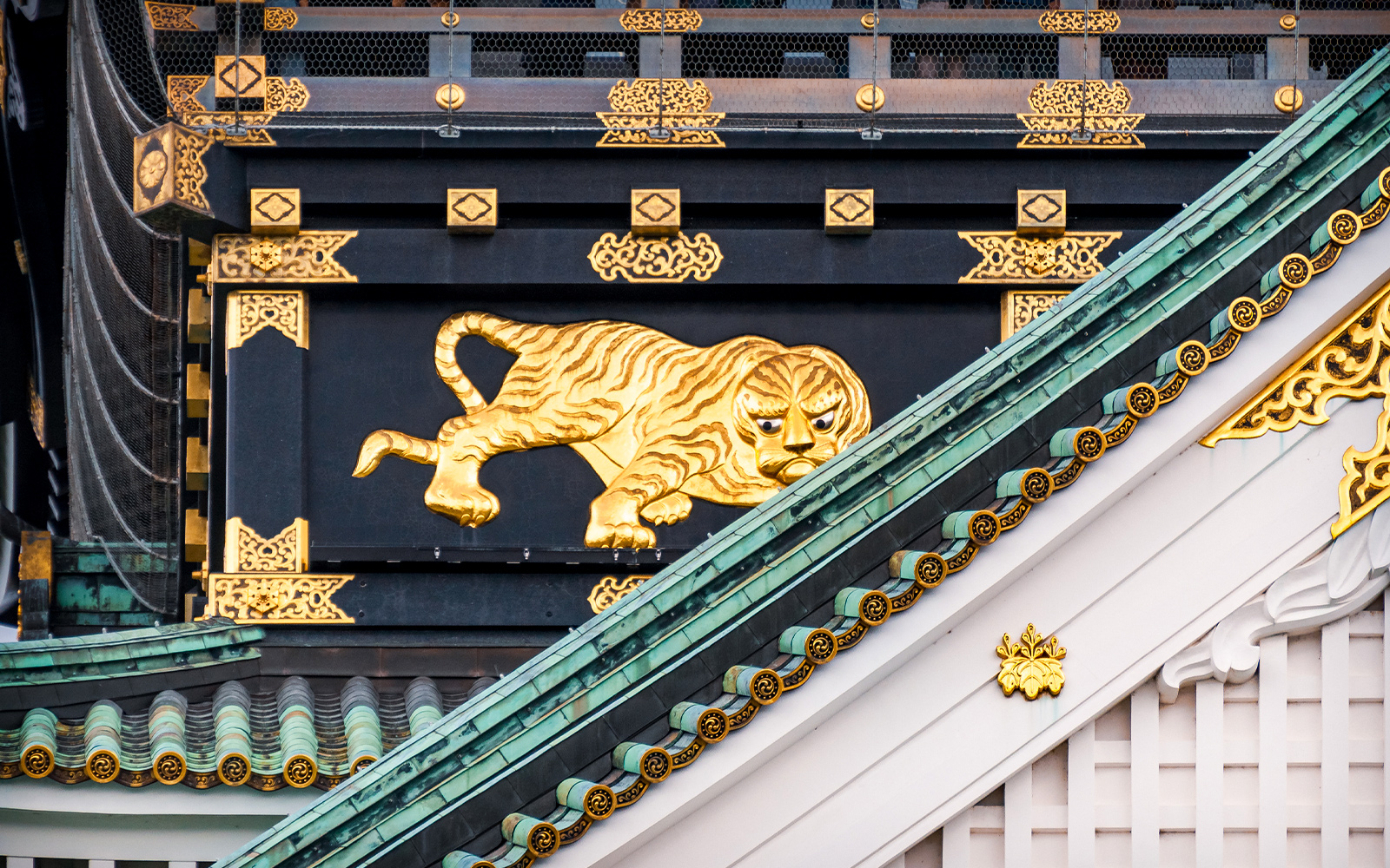 Artwork and Carvings