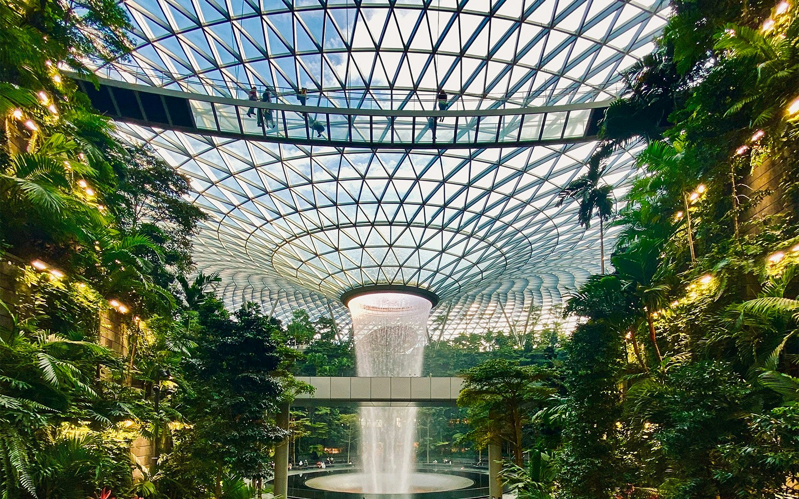 Jewel Changi - HSBC Rain Vortex