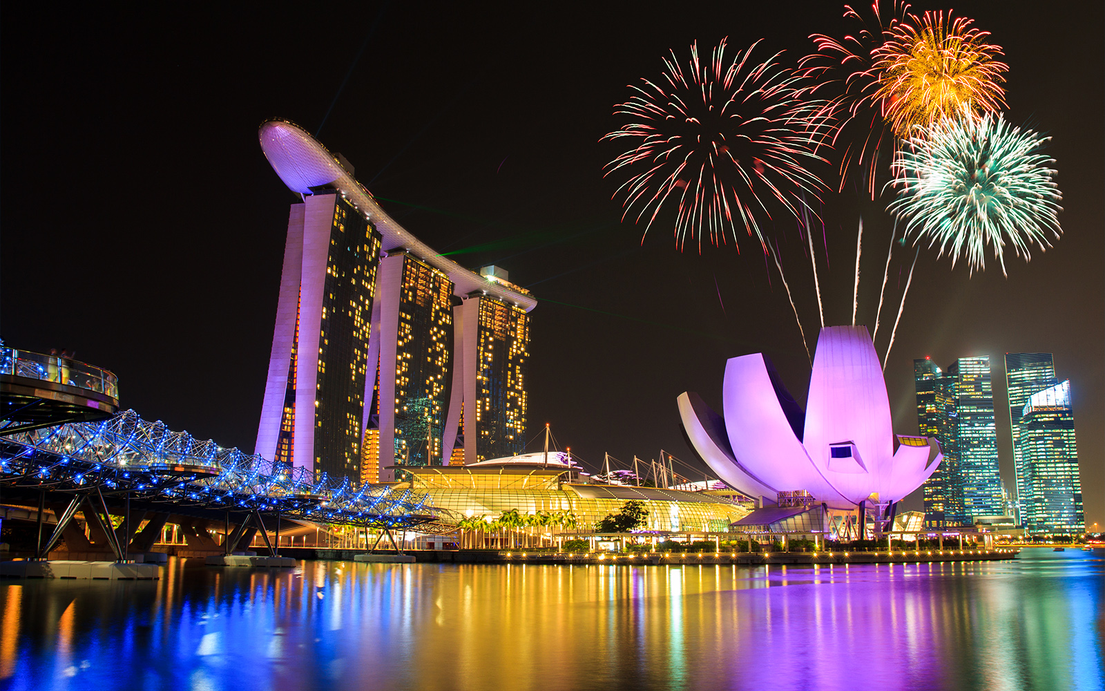 Marina Bay Sands light show with heart-shaped fireworks, Valentine's Day in Singapore.