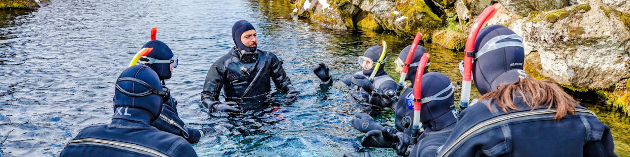 Silfra: Schnorcheln oder Tauchen zwischen zwei Kontinenten Tour mit Fotos