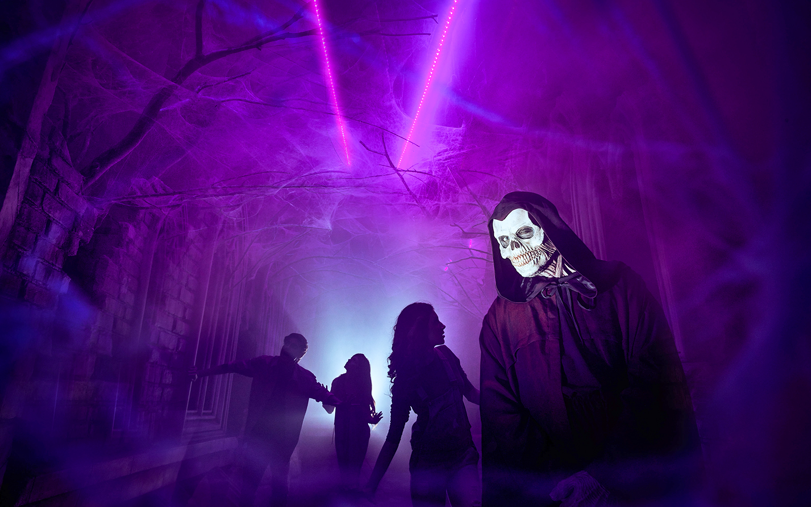 Haunted house exterior 