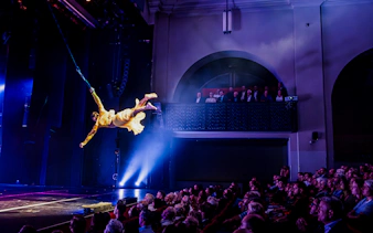prague: i art nouveau show tickets-7