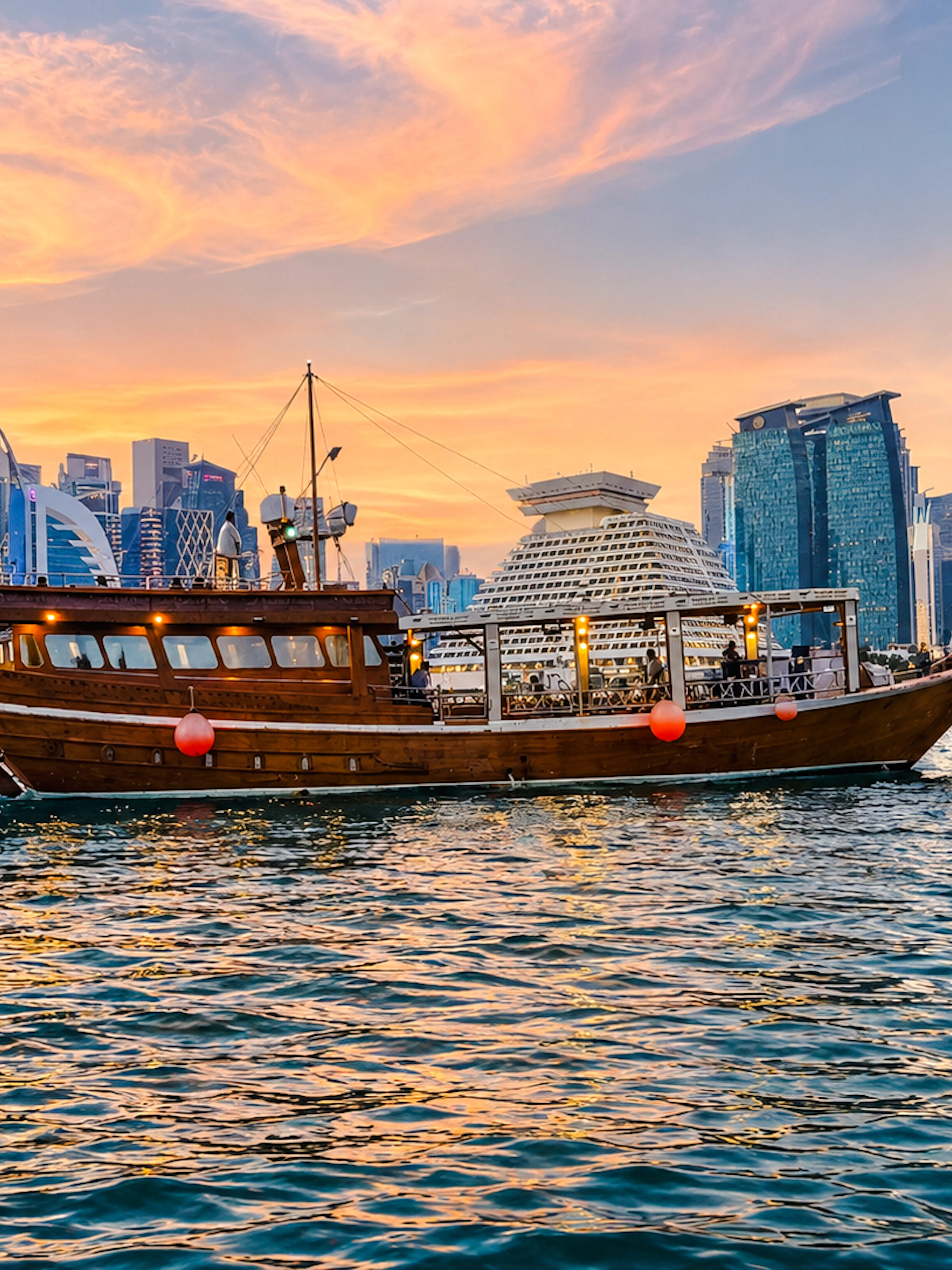 doha private city highlights tour with souq waqif and dhow boat cruise-1
