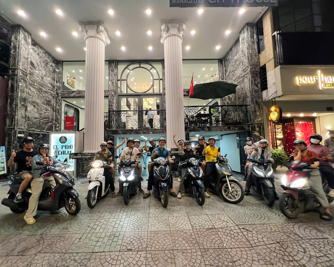 Ho Chi Minh City Back-Alley Street Food Tour by Motorbike (Product 56498)