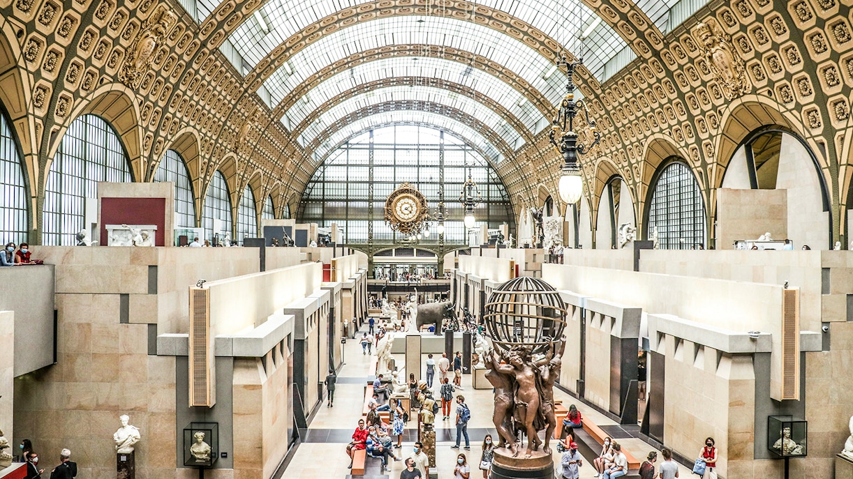 visitors at Orsay Museum