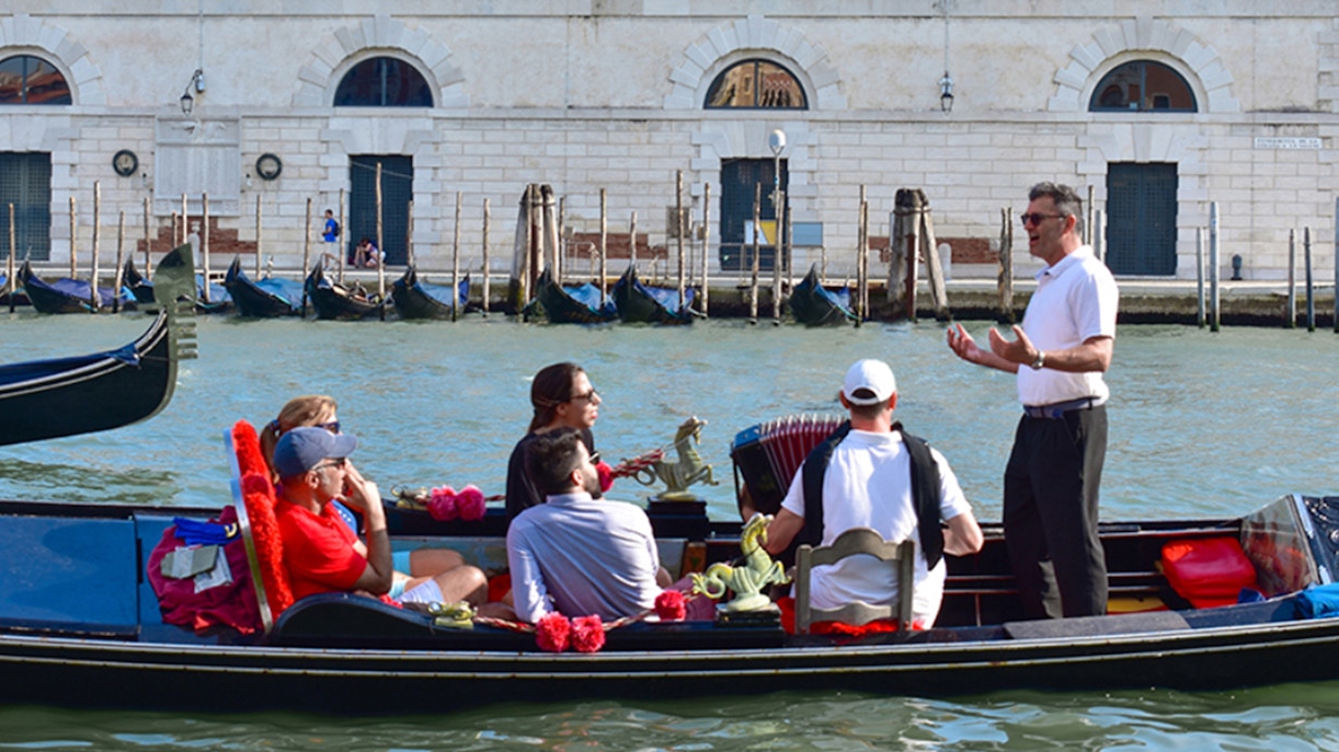 Gondola venice boat ride