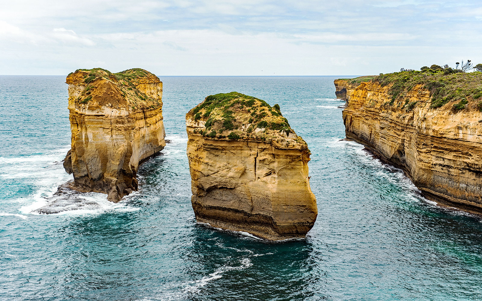 Loch Ard Gorge Beach
