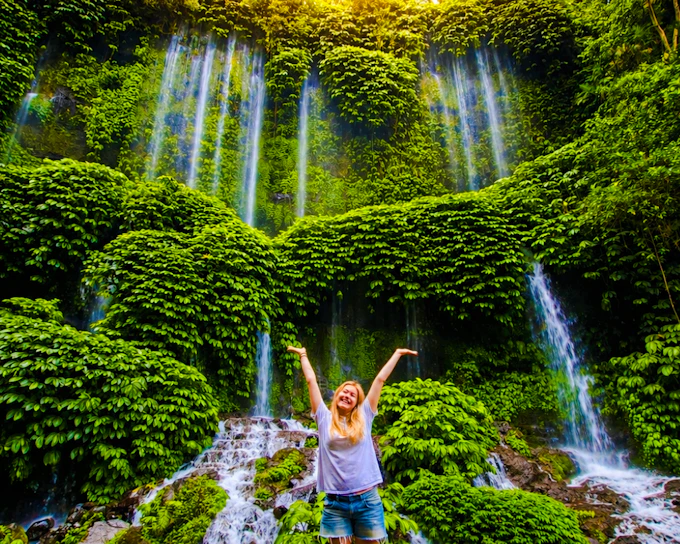 Lombok Private Day Trip: 4 Waterfalls, Rice Fields and Jungle Hike with Transfers