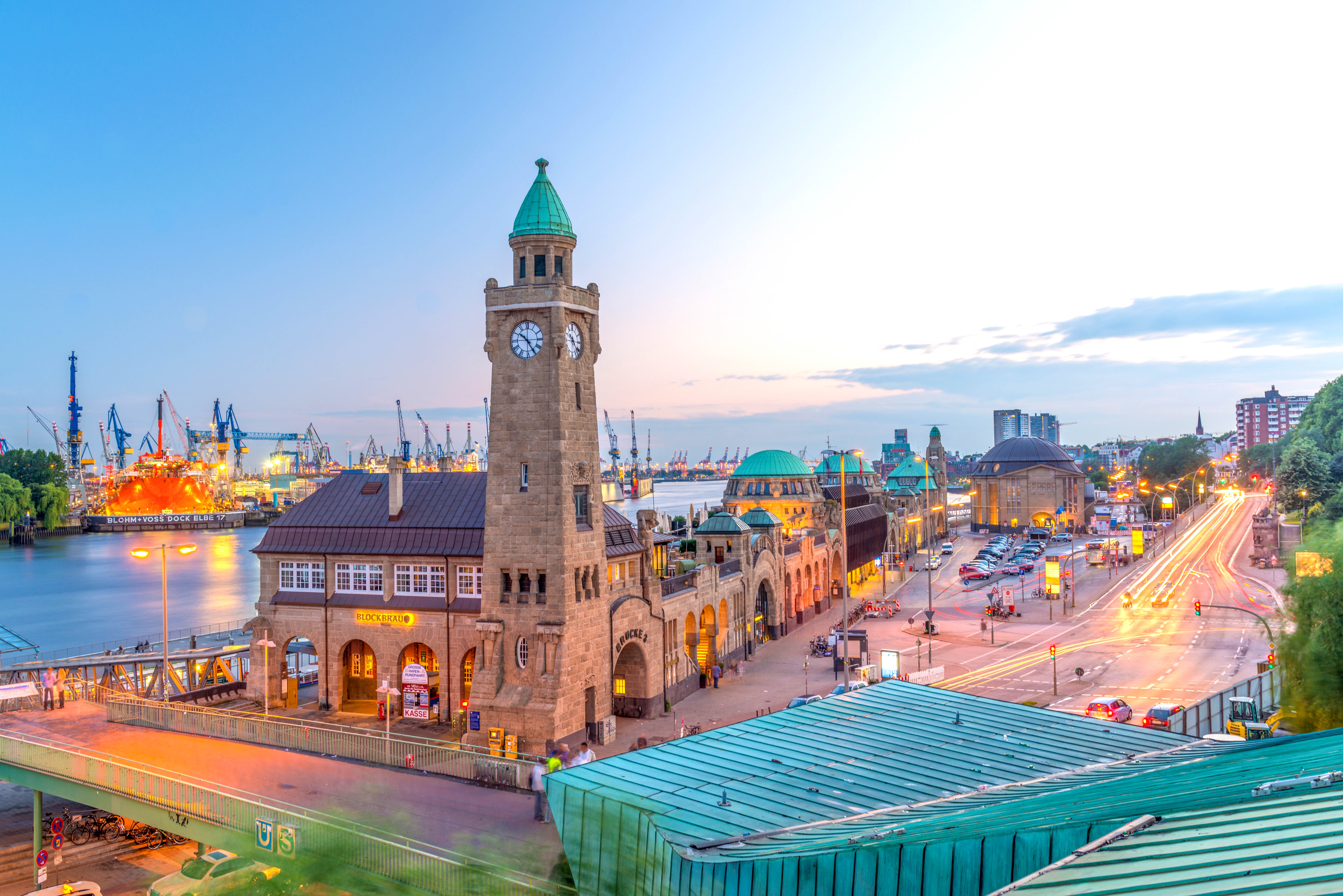 Pauli Landungsbrücken	