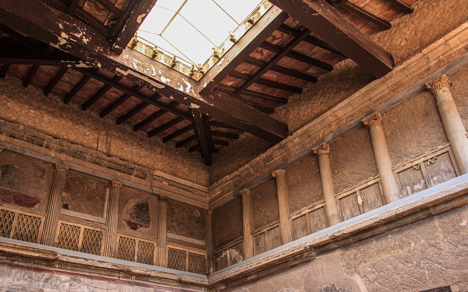 Samnite House Ceiling