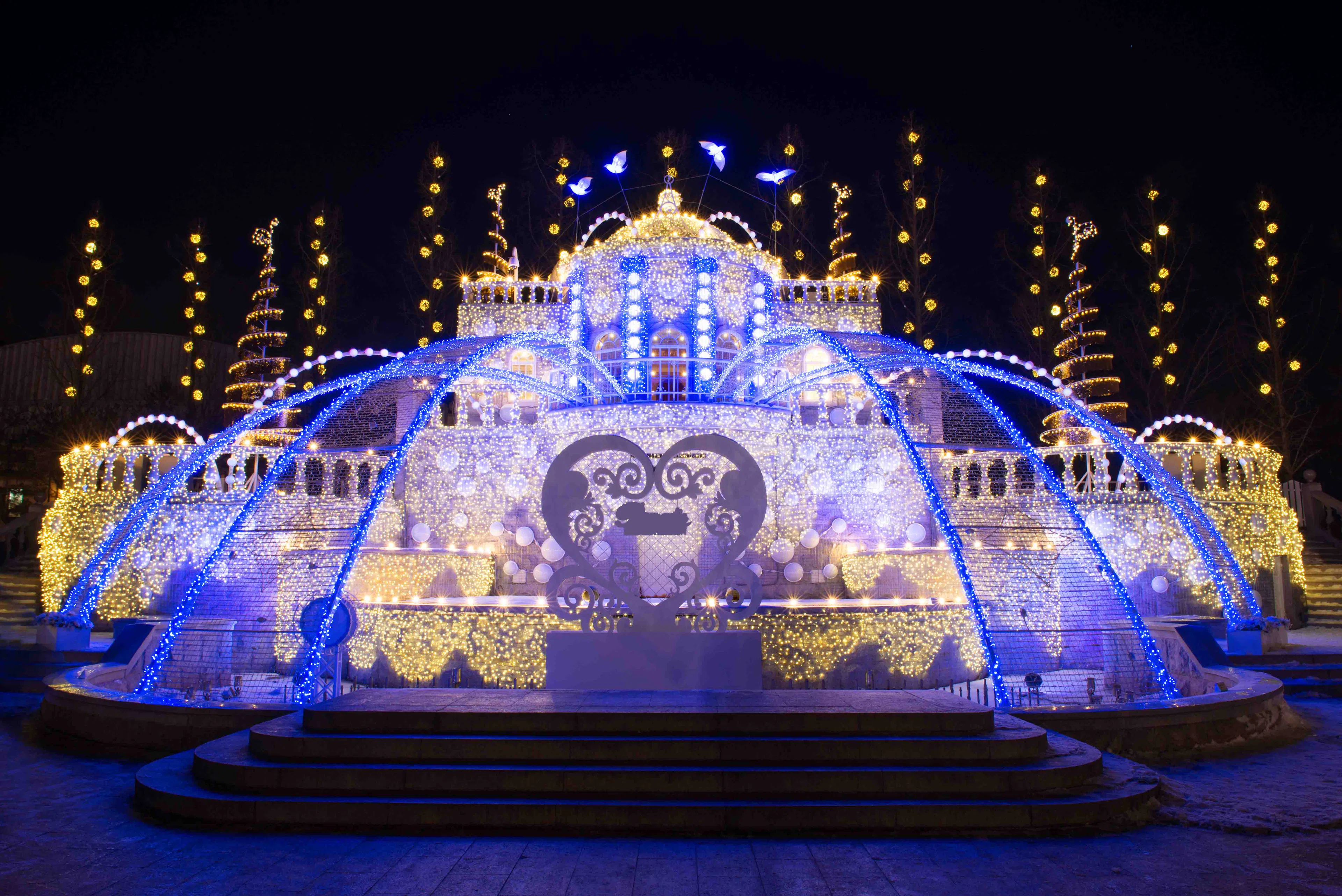 Illuminated fountain display at Everland theme park, Seoul.