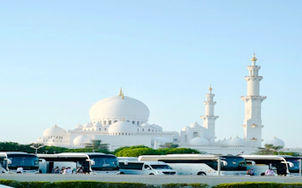 ab dubai: kulturelle tour durch abu dhabi mit besuch der scheich-zayid-moschee und des souks-8