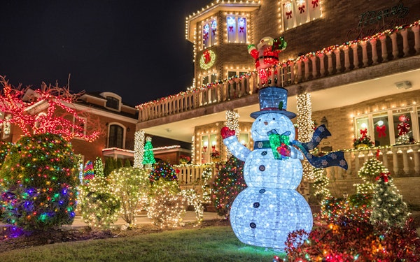 New York Dyker Heights Christmas Lights Bus Tour