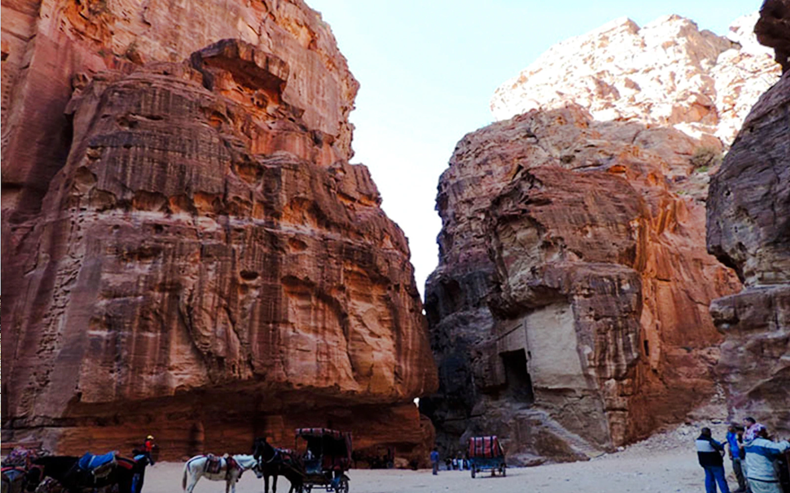 From Amman: Petra and Little Petra Guided Day Trip with Hotel Pickup and Drop-Off (Product 56381)