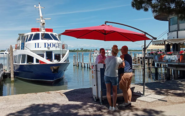Venice, Murano and Burano Guided Tour from Punta Sabbioni