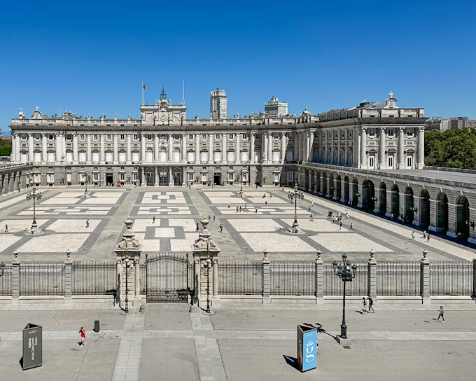 Royal Palace of Madrid Skip-the-Line Tickets with Audioguide