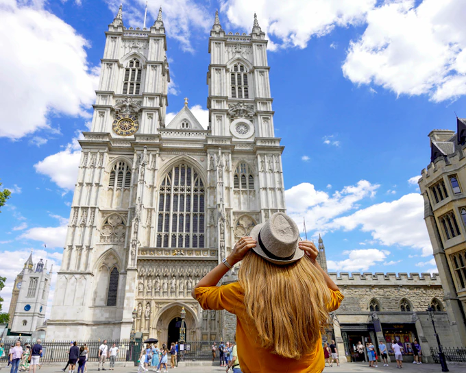 Westminster & The London Bridge Small-Group Walking Tour with Tickets to The Shard