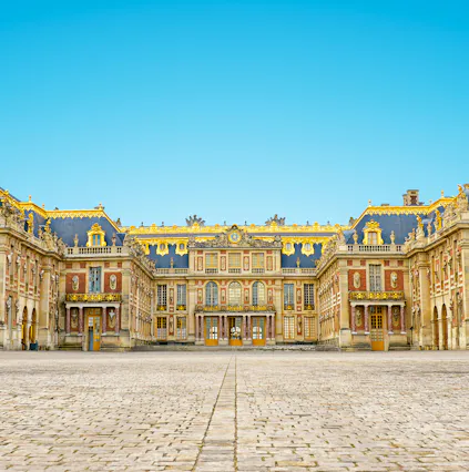 Experience regal dining at these Versailles Palace restaurants