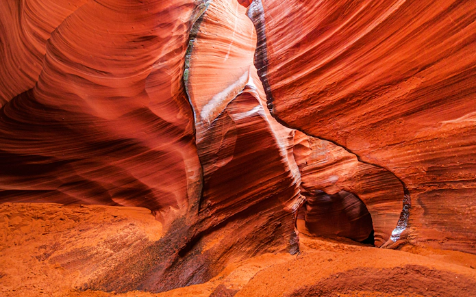 Rattlesnake Canyon's swirling red sandstone formations.