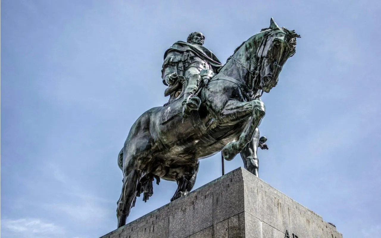 Equestrian statue in Madrid, part of the "Where's My Body" self-guided city exploration game.
