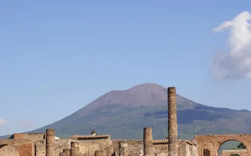 from rome: pompeii and sorrento day trip with limoncello in spanish-1