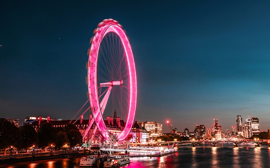 Book London Eye Champagne Experience | VIP Experience