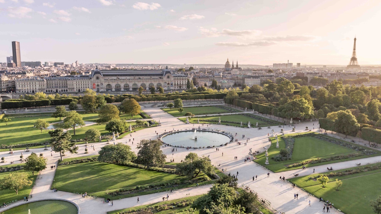Aerial view of Tuileries Garden in Paris, showcasing pathways and greenery.