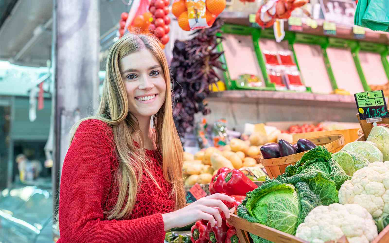 girl shopping in rome